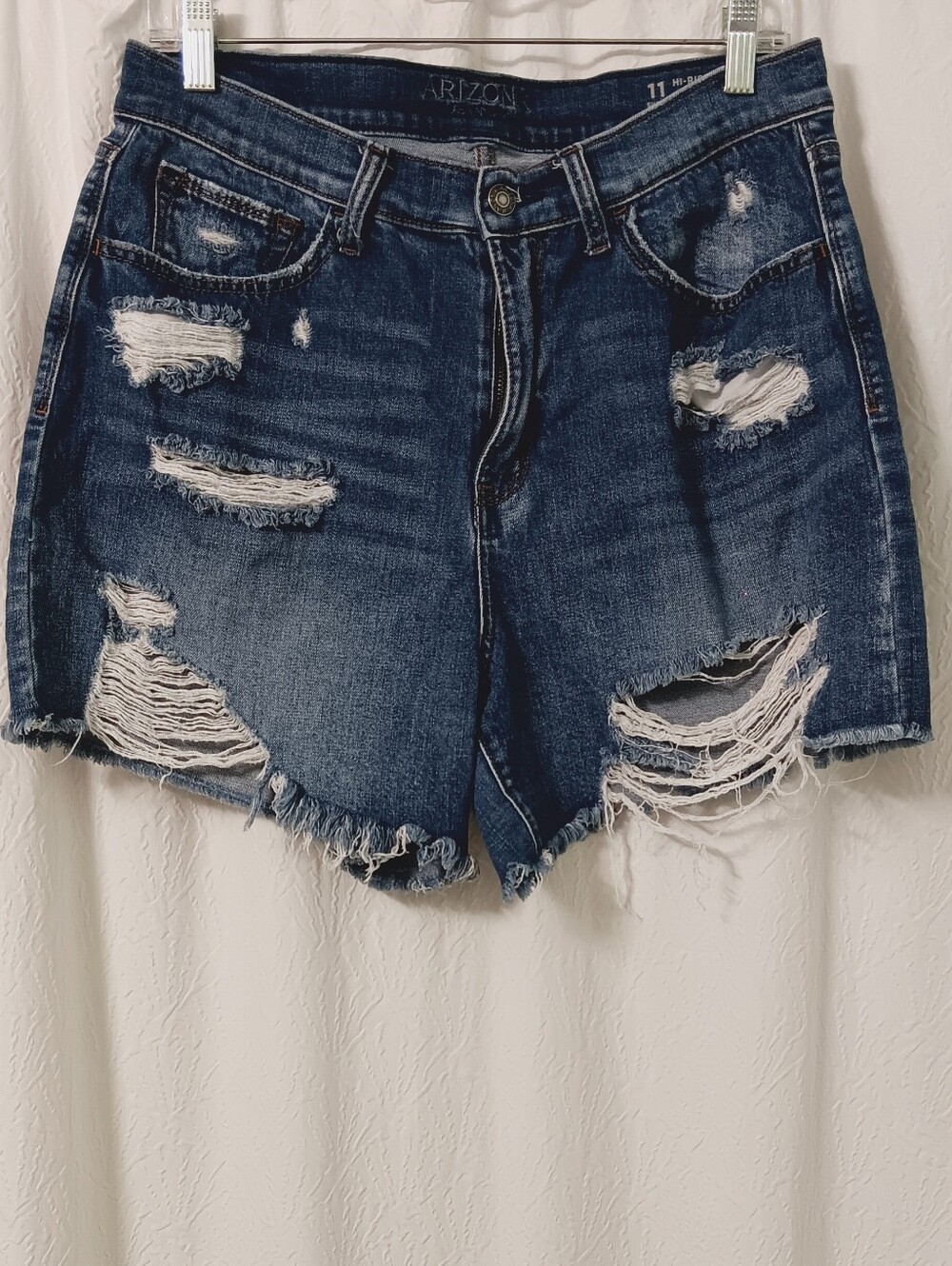 Arizona Jean Company Distressed Dark Blue Denim Shorts High-Rise Stretch Size 11